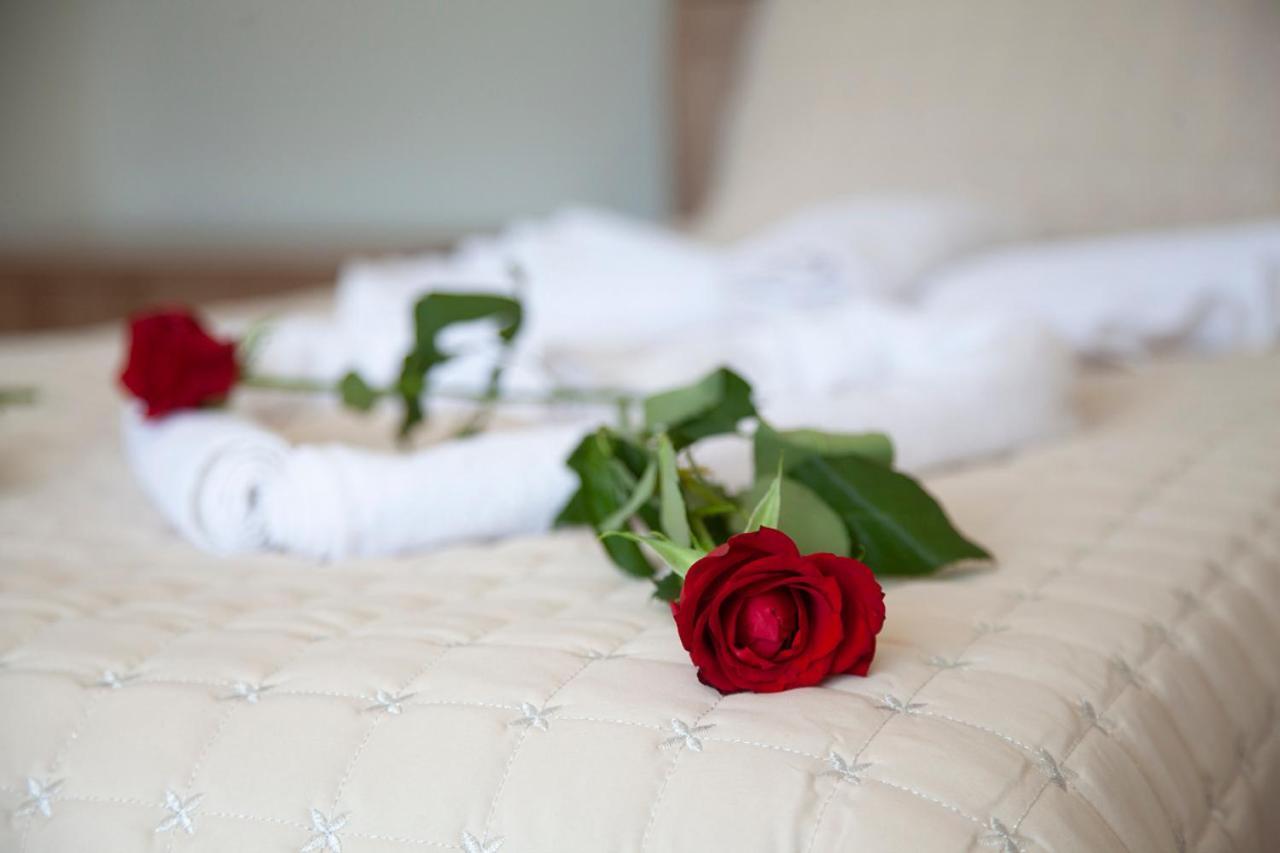 The Era Otel Gölhisar Екстериор снимка